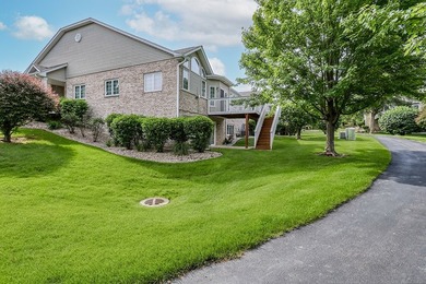STUNNING, Ultra upgraded END UNIT RANCH townhome nestled on a - photo 4