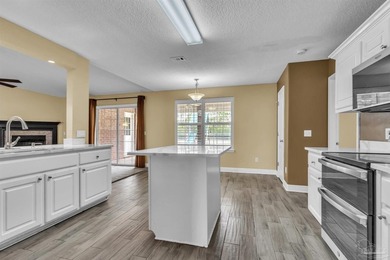 Spacious and beautifully designed 4-bedroom, 3-bath home with - photo 8