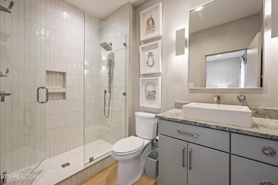 Featured in the Parade of Homes, this extraordinary 4 bed, 6 - photo 41