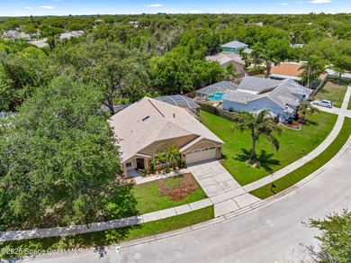 THIS IS A MUST SEE! Extremely Well-Maintained 3 Bed / 2 Bath - photo 41