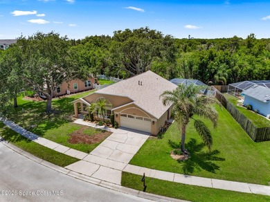 THIS IS A MUST SEE! Extremely Well-Maintained 3 Bed / 2 Bath - photo 42