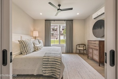 Featured in the Parade of Homes, this extraordinary 4 bed, 6 - photo 50