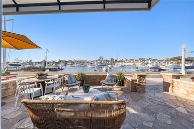 Located on the prestigious bayfront of Balboa Island, 1011 N - photo 10