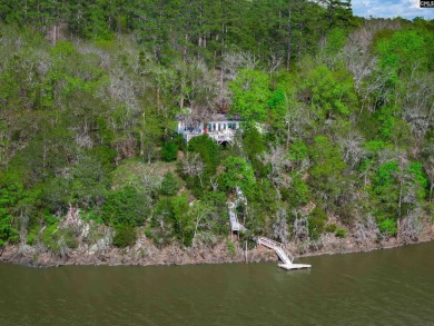 Lake Wateree Home For Sale in Camden South Carolina