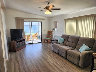 Bright and airy home's interior was completely painted and - photo 11