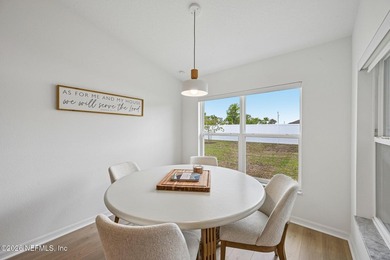 Welcome to this beautifully appointed Seagate custom-built home - photo 14