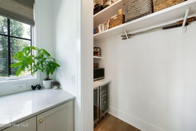 Built in 2024 and designed by acclaimed Allison Ramsey - photo 15