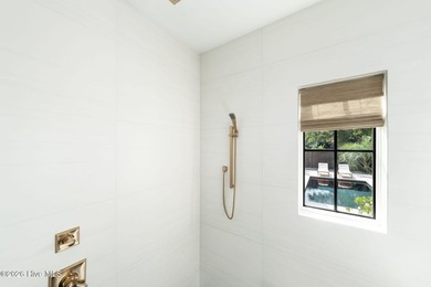Built in 2024 and designed by acclaimed Allison Ramsey - photo 21