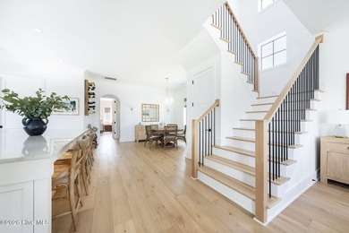 Built in 2024 and designed by acclaimed Allison Ramsey - photo 22