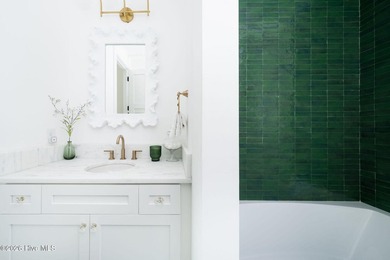 Built in 2024 and designed by acclaimed Allison Ramsey - photo 28