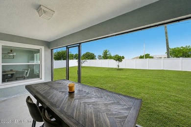Welcome to this beautifully appointed Seagate custom-built home - photo 34