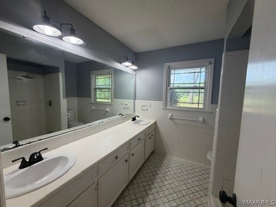 WATERFRONT LIVING IN MILLBROOK! This beautiful 3-bedroom, 2-bath - photo 36
