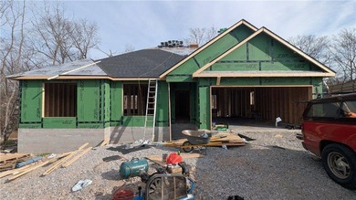 Lake Loch Lomond Home For Sale in Bella Vista Arkansas