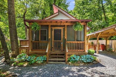 Top 7 Reasons to Love This Home: 1. A peaceful oasis of nature - photo 3