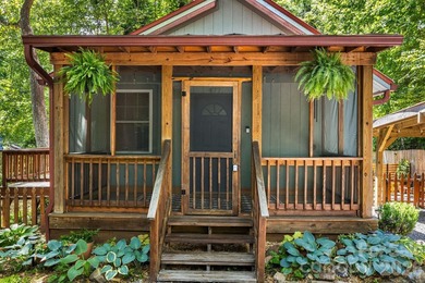 Top 7 Reasons to Love This Home: 1. A peaceful oasis of nature - photo 4