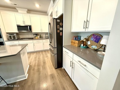 Price Improvement - Now Listed at $575,000. MOTIVATED SELLER - photo 13