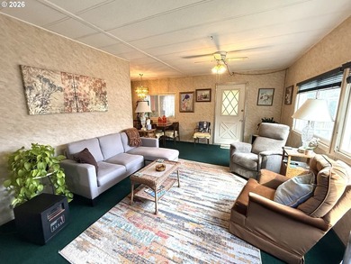 Welcome to coastal living at its finest in Bayview Mobile Home - photo 16