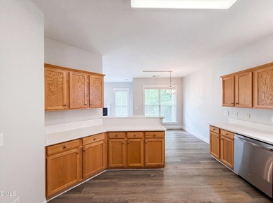 Welcome to this charming three-bedroom, two-and-a-half-bath - photo 16