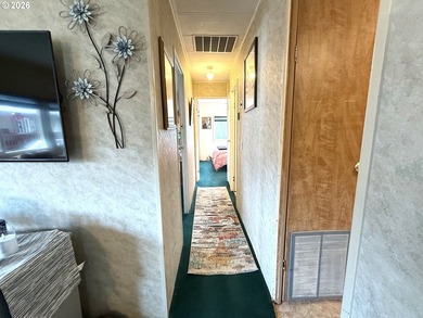 Welcome to coastal living at its finest in Bayview Mobile Home - photo 17