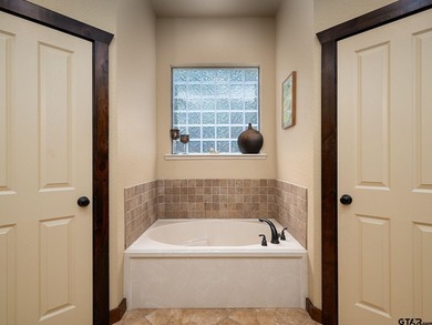 This property will make your dreams come true! An almost 3,500 - photo 19
