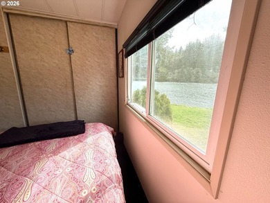 Welcome to coastal living at its finest in Bayview Mobile Home - photo 20
