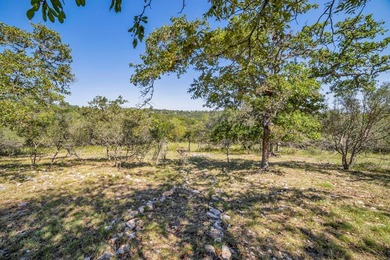 Quiet Country Getaway with Modern Amenities. Escape to this