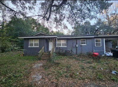 Lake Home For Sale in Tallahassee, Florida