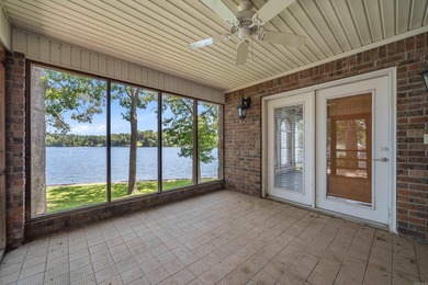 300+ ft of Waterfront on Lake Hamilton! Rare point lot, gated - photo 43