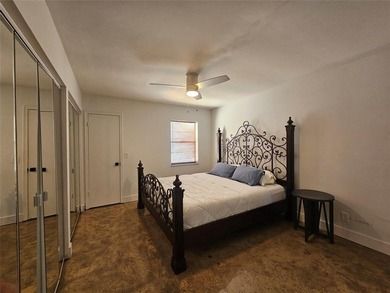 Beautifully remodeled ground-floor Boca Raton condo updated in - photo 13