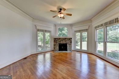 Welcome to this exceptional 4 SIDEBRICK 5-BEDROOM, 5.5-BATH - photo 14
