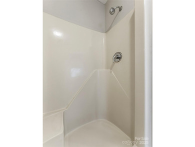 Move right into this beautifully updated end-unit upper-level - photo 15
