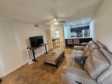 Beautifully remodeled ground-floor Boca Raton condo updated in - photo 15
