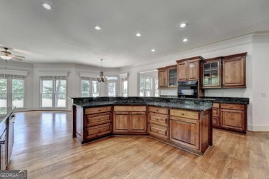 Welcome to this exceptional 4 SIDEBRICK 5-BEDROOM, 5.5-BATH - photo 19