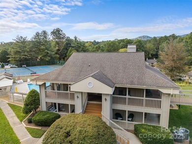 Move right into this beautifully updated end-unit upper-level - photo 25