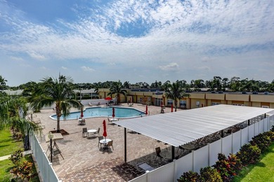 Beautifully renovated corner villa in desirable 55+ Ashley Drive - photo 36