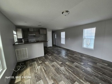 Additional listing photo 1