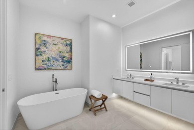 Welcome to Nautilus 220-where brand-new waterfront luxury meets - photo 45
