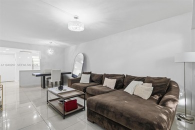 Updated 2/2, top floor, bright, open concept features includes