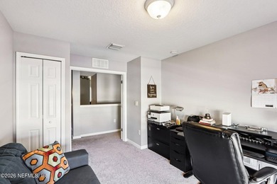 Spacious, private and move-in ready! This 1,857-sq.-ft - photo 17