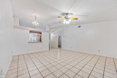 Price Improvement to $330,000! Seller is also offering a - photo 18