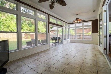 Beautiful 4-bedroom, 3-bath home offering 2,961 square feet in - photo 22