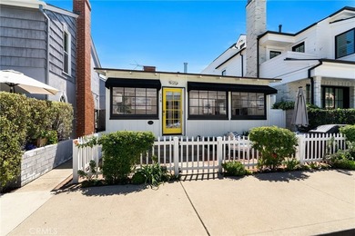 Situated on the highly sought-after *Quiet End* of Balboa Island - photo 1