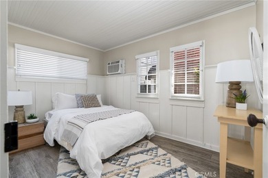Situated on the highly sought-after *Quiet End* of Balboa Island - photo 9