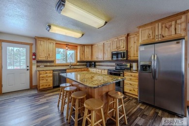 This Attractive Home is Beautifully Updated, Remodeled and Ready - photo 10