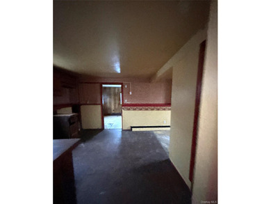 Hi-ranch-style home featuring four bedrooms, 2 full baths - photo 12