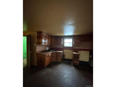 Hi-ranch-style home featuring four bedrooms, 2 full baths - photo 14