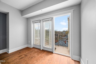 Incredible 6th floor home in the highly desirable 222 Glenwood! - photo 15