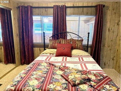 Welcome to this well-maintained 1,410-square-foot home nestled - photo 29
