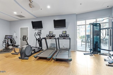 Incredible 6th floor home in the highly desirable 222 Glenwood! - photo 32