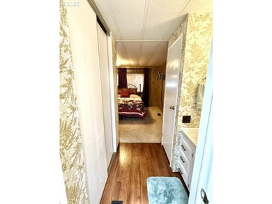 Welcome to this well-maintained 1,410-square-foot home nestled - photo 33